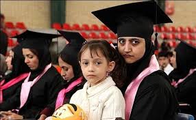 مادران دانشجو در رشته های علوم پزشکی چه خدماتی دریافت می‌کنند؟