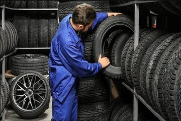 چرا رنگ همه لاستیک‌های خودروها سیاه است؟
