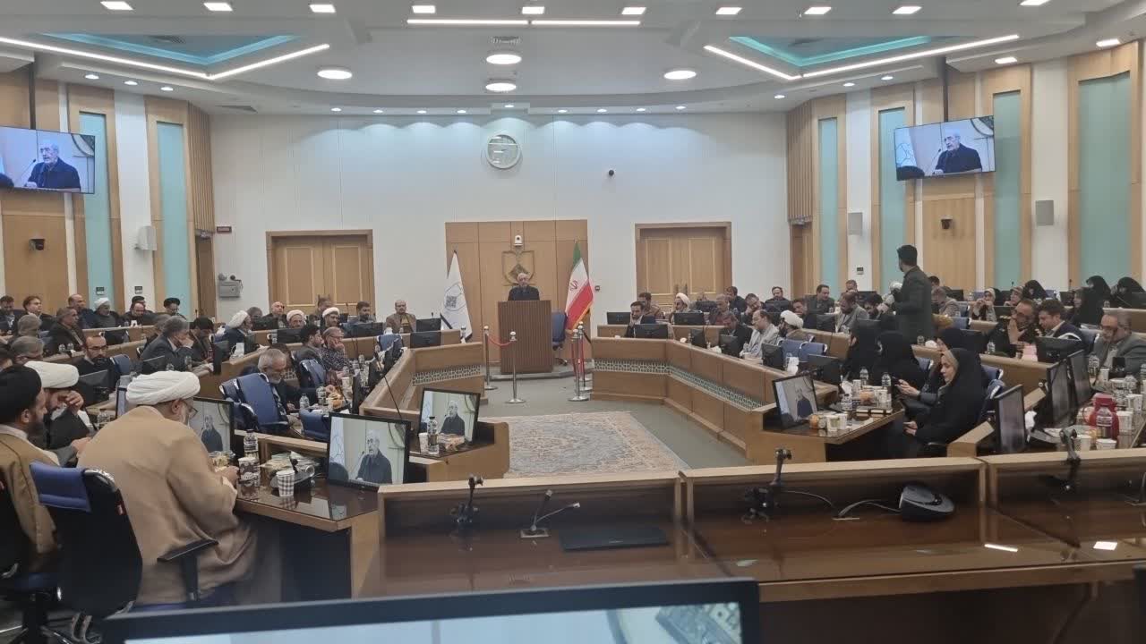  تأکید استاد خسروپناه بر نقش دانشگاه‌های استان اصفهان در تحقق برنامه‌های فرهنگی کشور