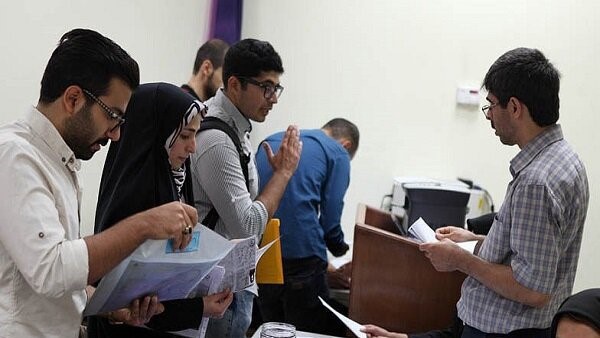  دردسر جدید دانشگاه آزادی‌ها برای دریافت وام