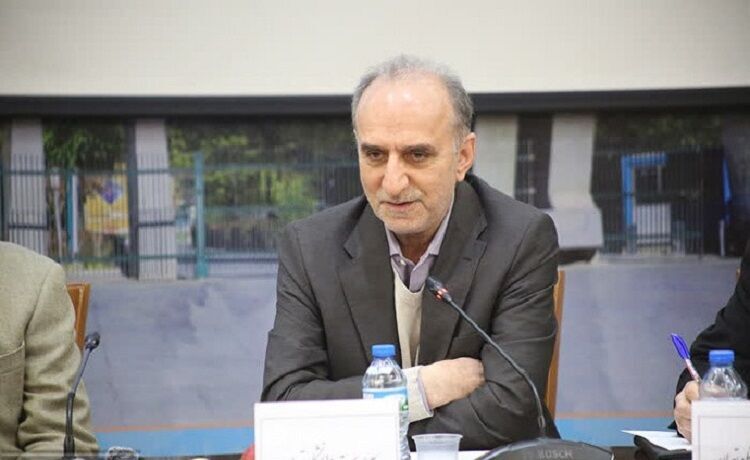 با حضور نمایندگان دانشجویان به مطالبات رسیدگی می‌کنیم 