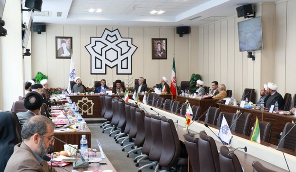 اساتید معارف باید برای جذب دانشجو تنوع آموزشی داشته باشند