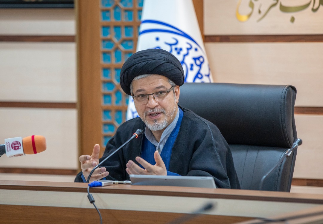علوم انسانی و هنر باید مسیر فناوری را هدایت کنند 