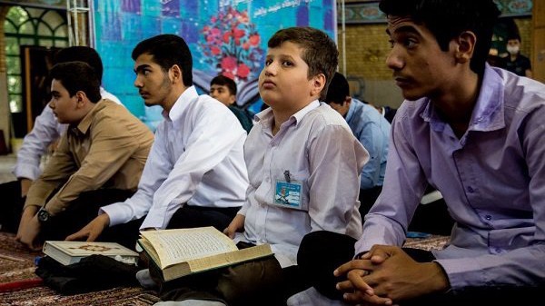 مؤسسات مردمی آموزش قرآن میتوانند از فضاهای آموزشی استفاده کنند مؤسسات مردمی آموزش قرآن میتوانند از فضاهای آموزشی استفاده کنند