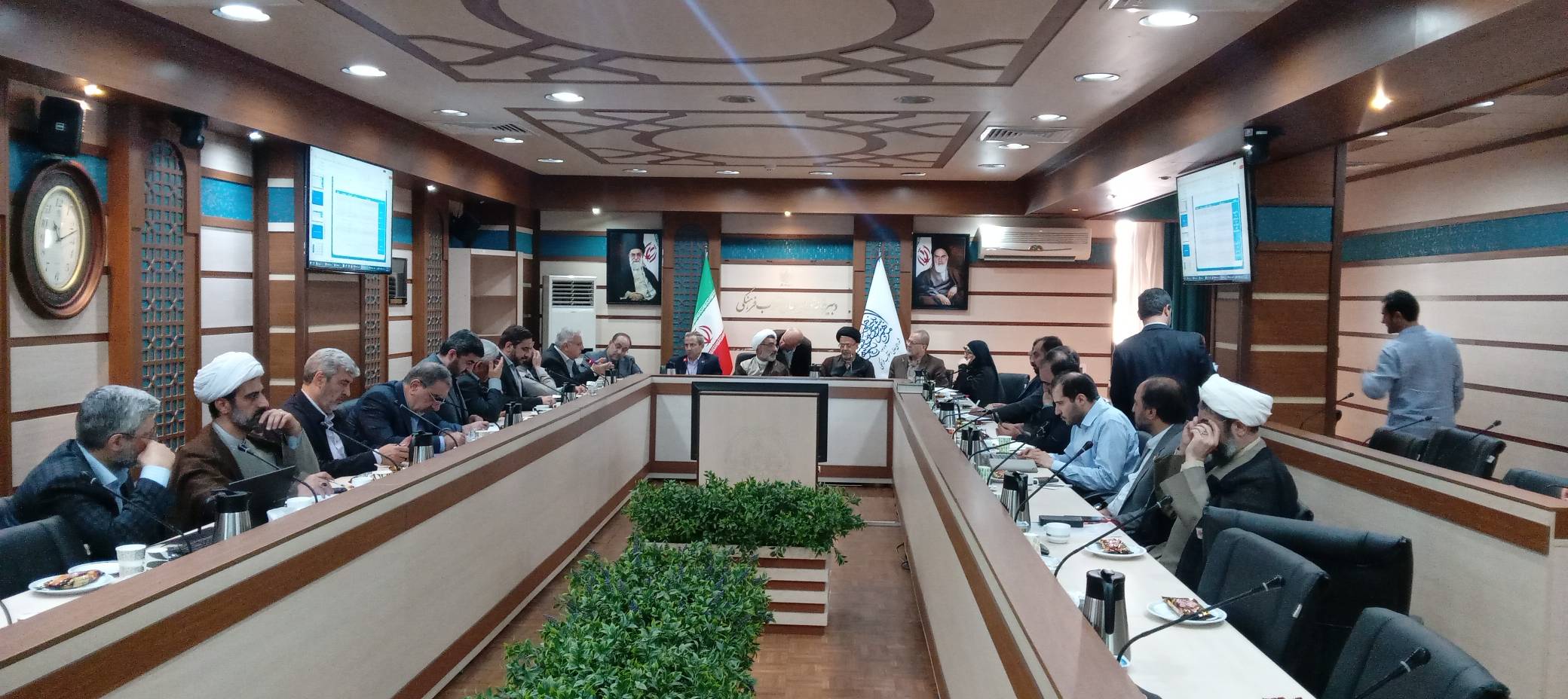 تعیین اولویتهای ستاد علم، فناوری و نوآوری در سال ۱۴۰۴ تعیین اولویتهای ستاد علم، فناوری و نوآوری در سال ۱۴۰۴