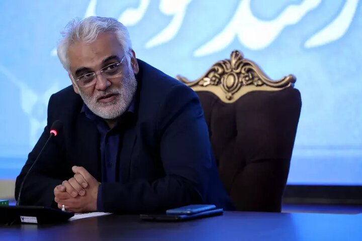 ۵۰ درصد پایاننامهها در یک سامانه متمرکز در دانشگاه بارگذاری میشوند ۵۰ درصد پایاننامهها در یک سامانه متمرکز در دانشگاه بارگذاری میشوند