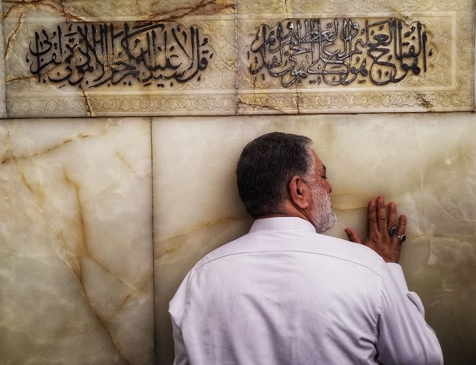 ۳ ایستگاه سرنوشتساز که امام رضا (ع) به زوار خود یاری میرساند ۳ ایستگاه سرنوشتساز که امام رضا (ع) به زوار خود یاری میرساند