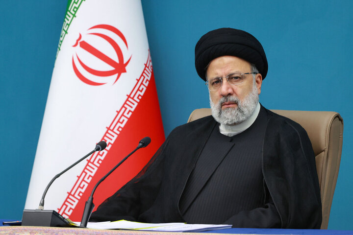 نخبگان از الگوی سیاست ورزی شهید رئیسی میگویند نخبگان از الگوی سیاست ورزی شهید رئیسی میگویند