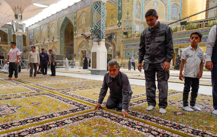 تصویر/ هدیه غدیر به حرم مولا؛ ۳ هزار متر فرش کاشان با نقوش اسلامی تصویر/ هدیه غدیر به حرم مولا؛ ۳ هزار متر فرش کاشان با نقوش اسلامی