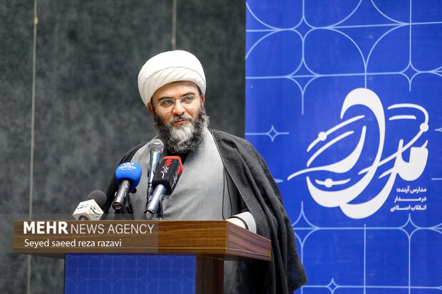 دعوت حجت الاسلام قمی به برپایی مراسم عزاداری محرم در حماسی ترین محرم دعوت حجت الاسلام قمی به برپایی مراسم عزاداری محرم در حماسی ترین محرم