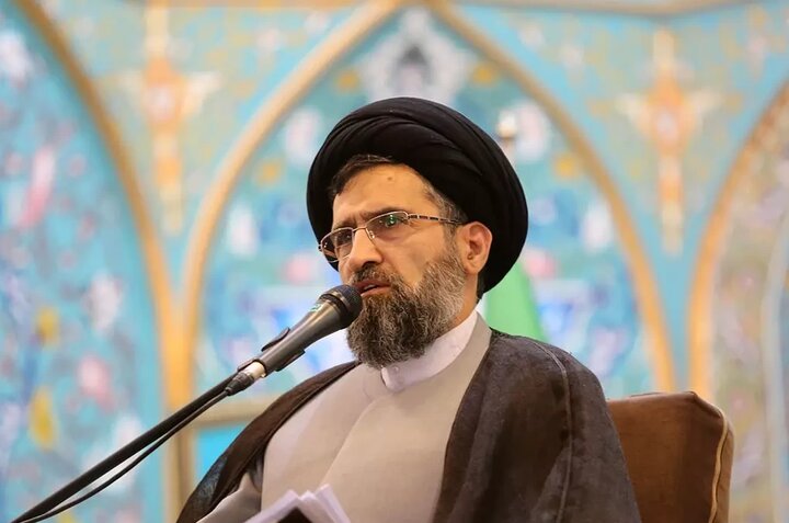 سیره امام علی (ع) و امام صادق (ع) تلاش برای آبادانی دنیا همراه با دینداری بود