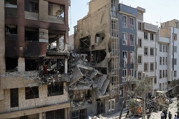 نقش دانشجویان جهادی ۱۲ دانشگاه در بازسازی منازل آسیب دیده در جنگ نقش دانشجویان جهادی ۱۲ دانشگاه در بازسازی منازل آسیب دیده در جنگ