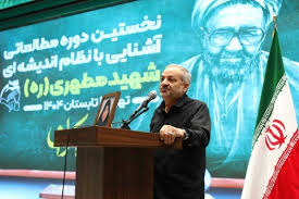 هرگز در مقابل دنیای استکبار سرخم نمی‌کنیم