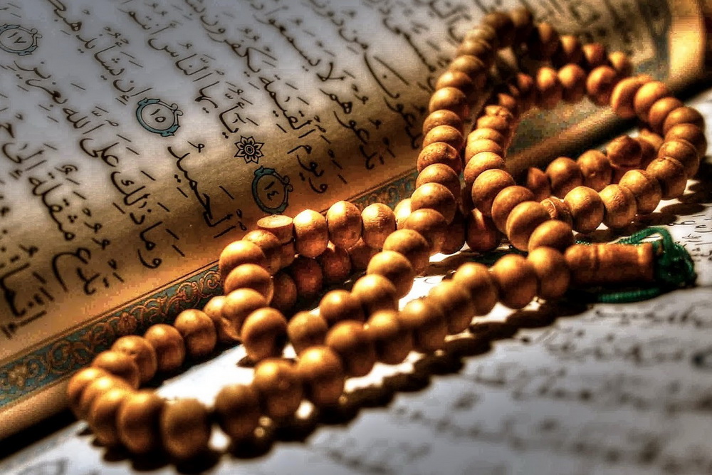 علت نزول آیات سوره نور در دفاع از همسر پیامبر (ص) چه بود؟