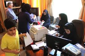 بازدید از فرآیند ثبت‌نام در مدارس و نظرسنجی از اولیاء