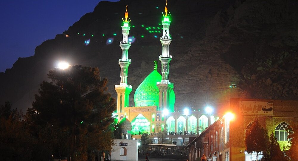 چرا تعداد امامزادگان در ایران بیشتر از عربستان است؟