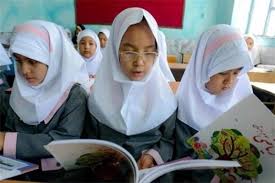 ارائه خدمات تحصیلی به دانش‌آموزان نیازمند توسط بنیاد علوی و بهزیستی