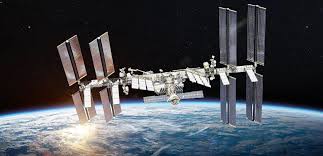 چند ایستگاه فضایی تاکنون در مدار زمین وجود داشته‌اند؟