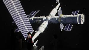 یک فضانورد پاکستانی اولین بازدیدکننده بین‌المللی از ایستگاه فضایی چین خواهد بود