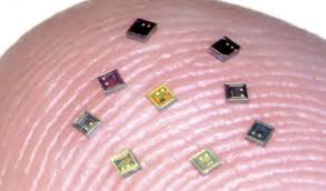 ابداع یک ایمپلنت مغزی کوچک‌تر از یک دانه نمک!