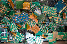 آیا می‌دانید در هر گوشی هوشمند چقدر طلا وجود دارد؟