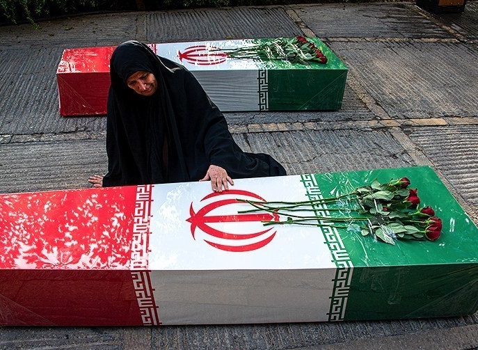 استقبال از پیکر مطهر ۱۶ شهید گمنام در شیراز