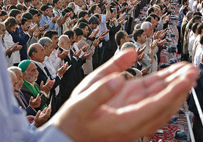 ۳ عمل که به گفته پیامبر اسلام (ص) پاداش عظیمی دارد