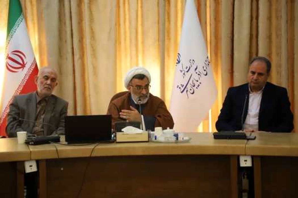 مصوبه کنکور جایگاه مدرسه و کتاب درسی را تقویت کرد