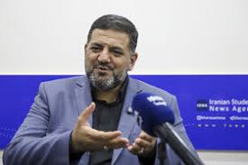 عظیمی‌راد: ارتقاء کیفیت آموزش در گرو توانمندسازی معلمان و پرهیز از نمره‌محوری است