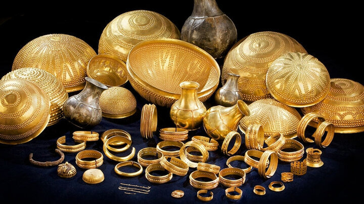 ردپای سنگ‌های فضایی در گنجینه ۳۰۰۰ ساله 