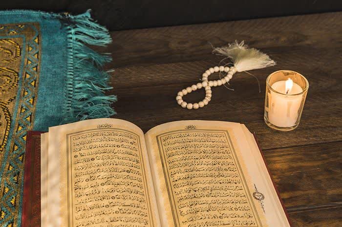 دلیل تفاوت ظاهری بعضی از آیات قرآن چیست؟