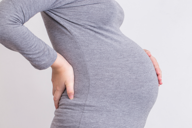 با کمر درد دوران بارداری چکار کنیم؟