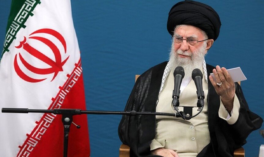 ارزیابی رهبری امام شهید حضرت آیت الله‌ خامنه‌ای در ایران