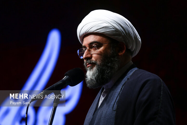  حجت‌الاسلام قمی: سنگر علم، با سنگرشکن از بین نمی‌رود