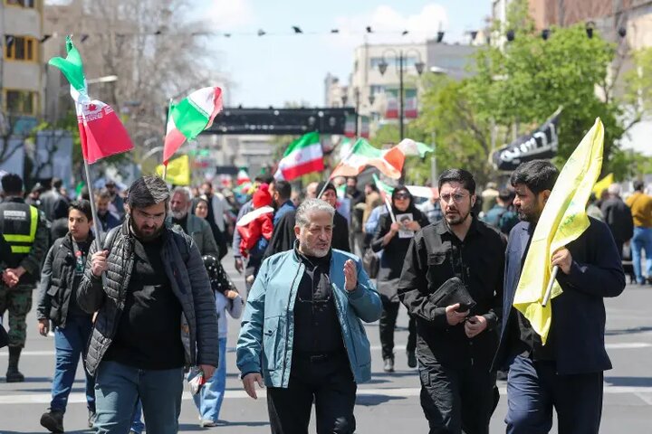  رئیس دانشگاه آزاد به پویش دانشگاه در کنار ایران پیوست