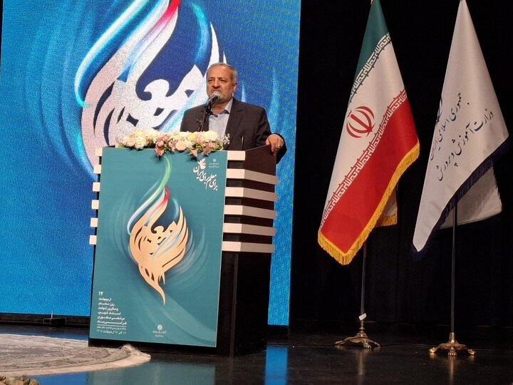 وزیر آموزش و پرورش: مدارس دولتی نباید شهریه دریافت کنند