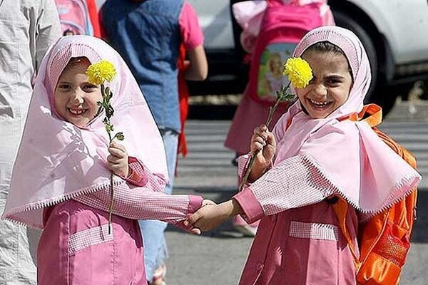 ثبت نام یک میلیون و ۱۸۷ هزار دانش آموز کلاس اولی آغاز شد