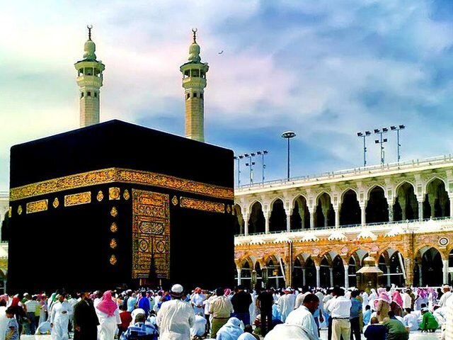 «سعی صفا و مروه» در حج نماد چیست؟