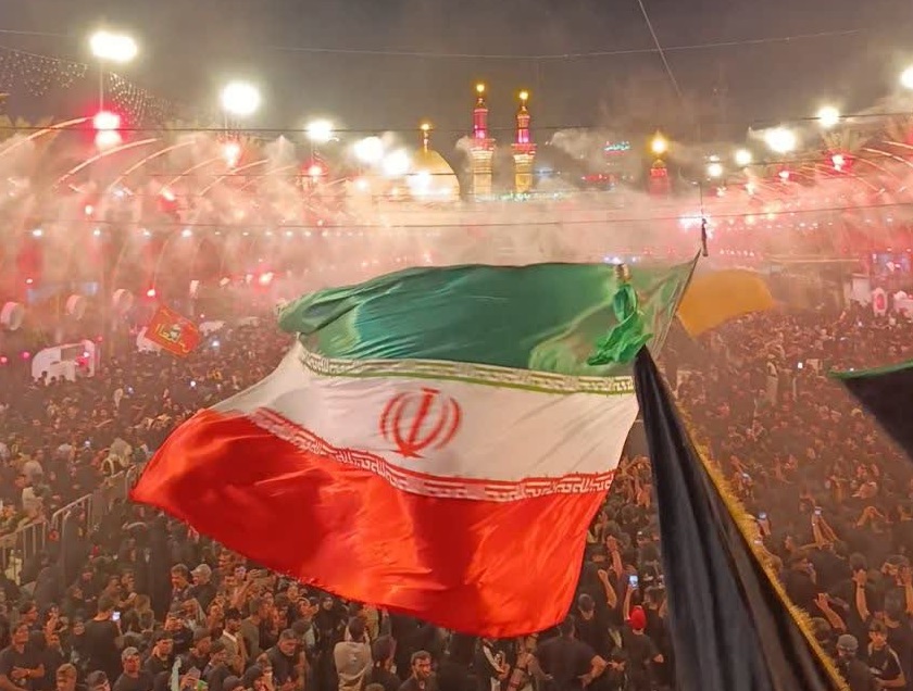 برافراشته‌شدن پرچم ایران در بین‌الحرمین