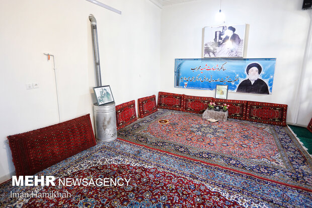  عالمی که علم و مبارزه را به سنگر امامت جمعه پیوند زد