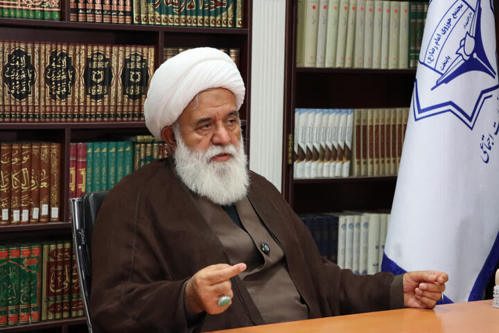  آیت‌الله رشاد: خروج آمریکا از عراق باید برای مسئولان درس عبرت باشد