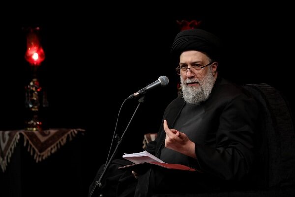 حجت الاسلام علوی تهرانی: تکریم حضرت زهرا (س) راه رسیدن به توحید است 