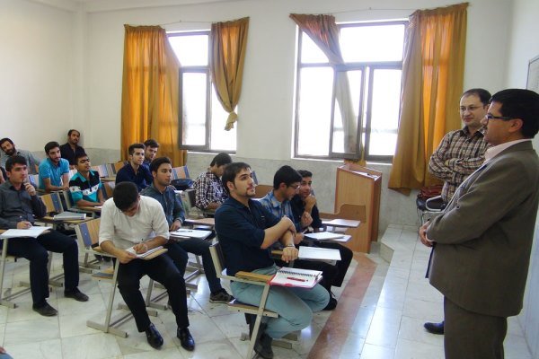 اختیار پذیرش دانشجوی پولی به دانشگاهها واگذار شده است