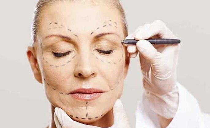 خطرات ۷ جراحی زیبایی رایج