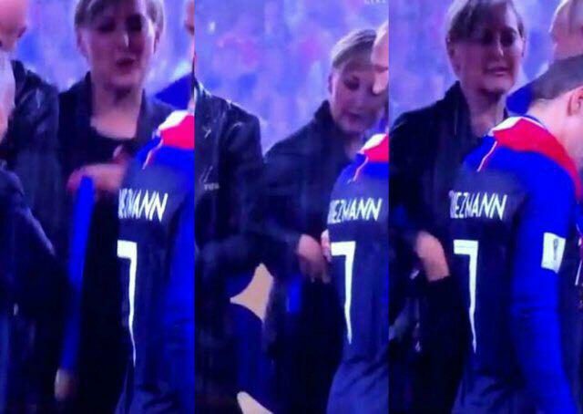 عکس: دزدی یک زن از مراسم اهدای مدال در فینال جام جهانی!