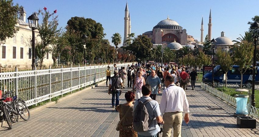درآمد شگفت‌انگیز ترکیه از گردشگران ایرانی