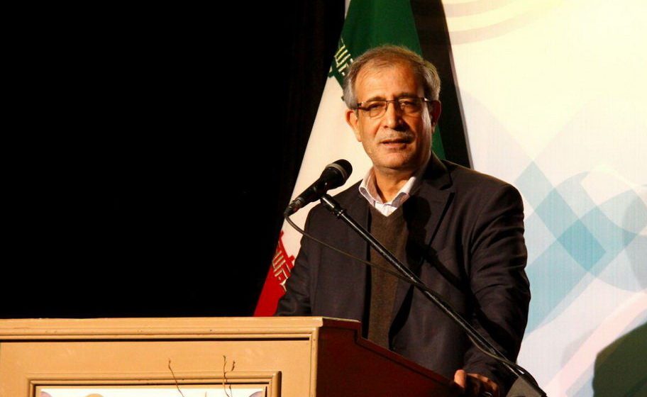  جوانان می‌دانند که در رشته ریاضی و فنی آینده‌ای ندارند