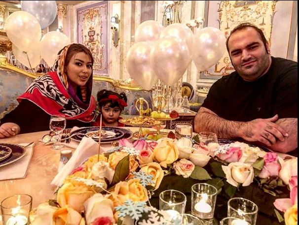 عکس: قوی‌ترین مرد جهان در کنار همسر و دخترش