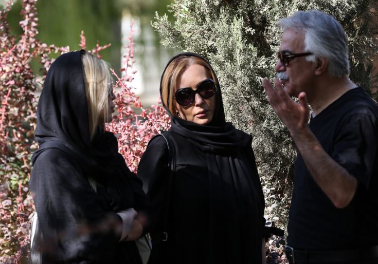 عکس:  «پرستو صالحی» در مراسم خاکسپاری آلن دلون ایران