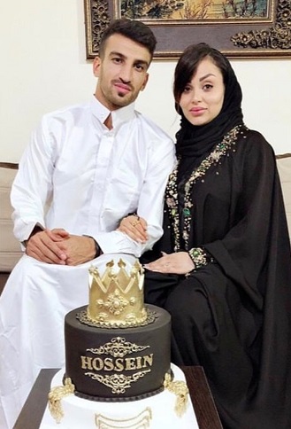 عکس: کاپیتان پرسپولیس و همسرش با لباس عربی